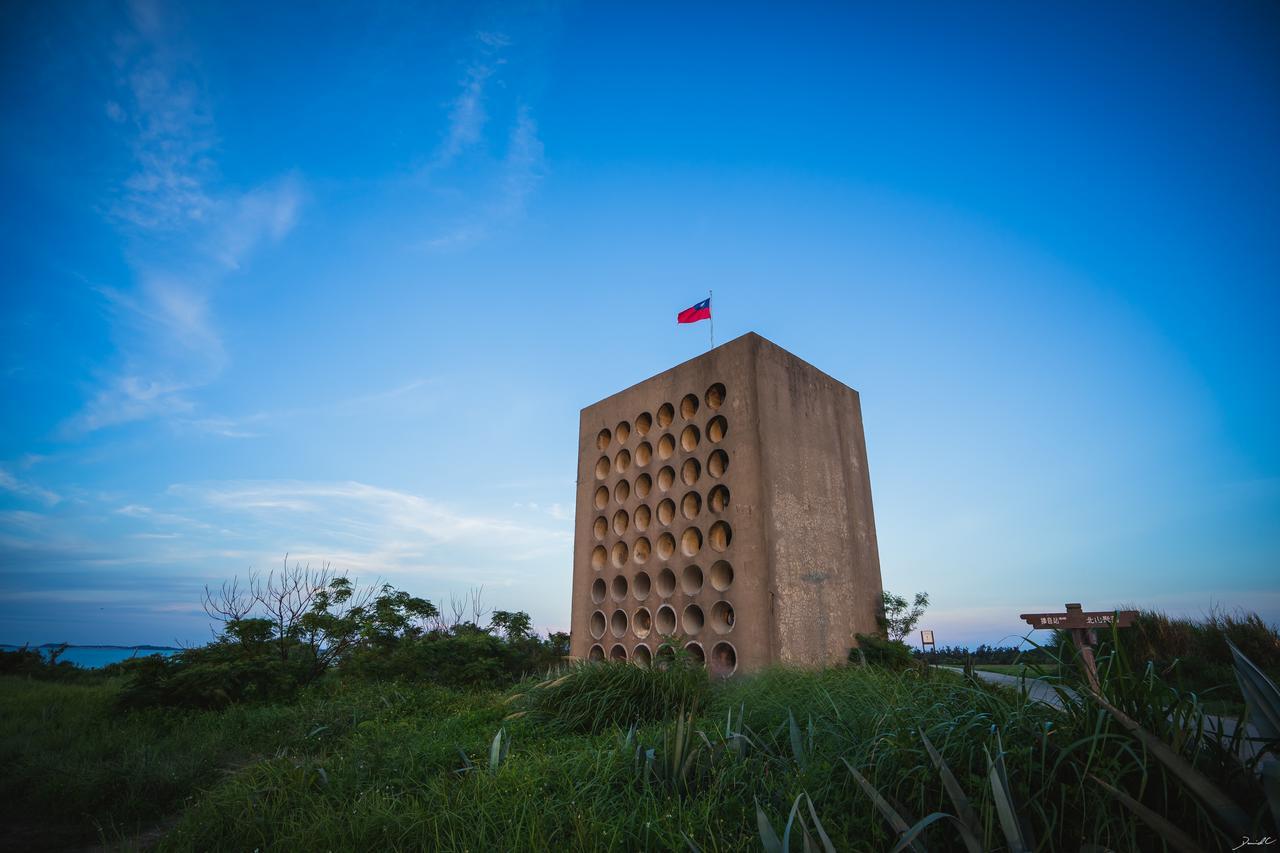 Beishan Old Western Style Hostel Jinning Bagian luar foto